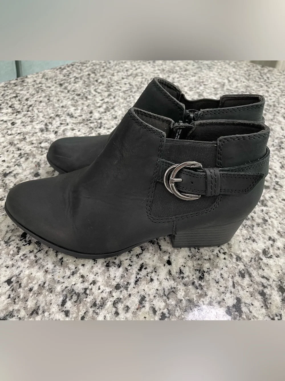 Clarks Black Leather Women's Ankle Booties with Side Zip